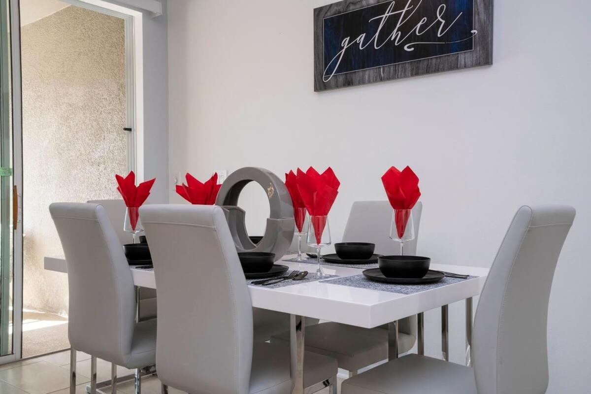 Gorgeous 4 Bedroom W Screened Pool Close To Disney 2653 Kissimmee Dış mekan fotoğraf